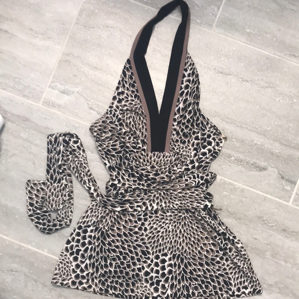 BCBG Super cute halter